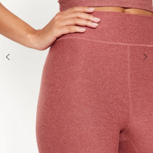 NWT OLD NAVY Extra High-Waisted Cloud+ 7/8 Leggings Color: Dusty Red - Picture 4 of 8